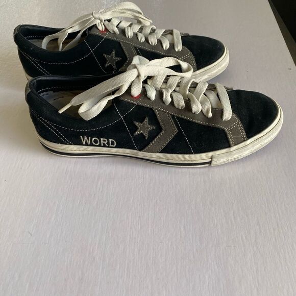 CONVERSE Product Red Limited Edition Men’s Black Suede Leather Sneakers Size 9 - Picture 2 of 8